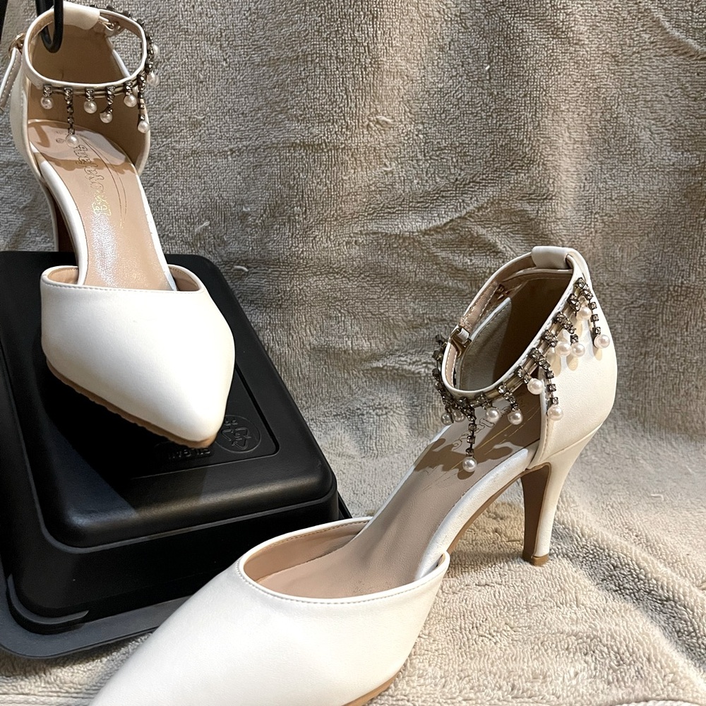 Wedding White Heels with pearl ankle strap new! Never worn women’s size 6 1/2